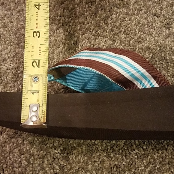 Size 6 Bass flipfops - Picture 5 of 6